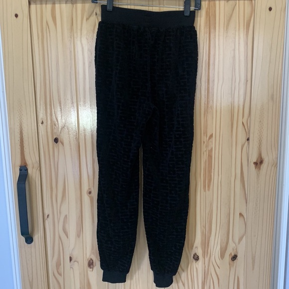 Guess Black Cut Out G Velour Joggers Size XS (567) - Picture 9 of 11